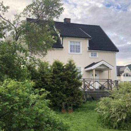 Lys Og Sentral Leilighet Med Terrasse Og Hage Lejlighed Lillehammer Eksteriør billede